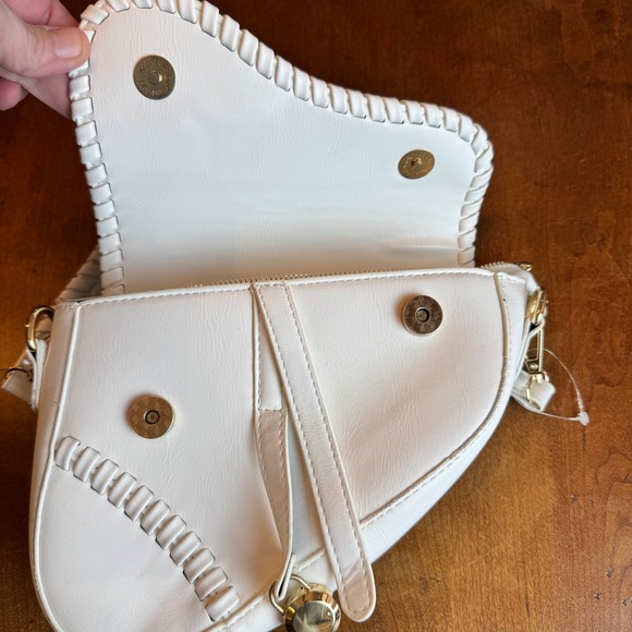 Fashion Saddle Handbag White Faux Leather Crossbody Shoulder Bag - Picture 4 of 6